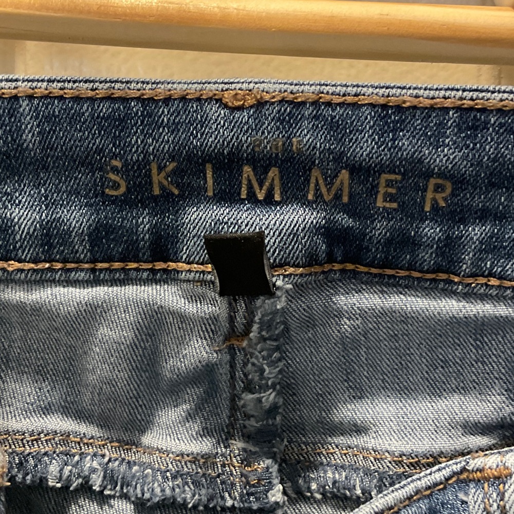 White House Black Market Denim Ankle Jeans - Picture 2 of 4